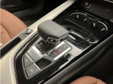 他の店舗でも商談している可能性があります。お車の詳細についてはアウディ奈良 中古車担当までお気軽にお問い合わせ下さい。