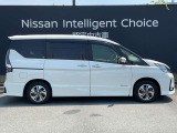 全国の日産販売会社で点検&修理、保証サービスが受けれます。