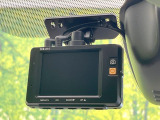 【ドライブレコーダー】ドライブレコーダー装備!走行中はもちろん、あおり運転や事故に遭遇した際、映像で記録し、万一のリスクに備えます。※記録用SDカードはお客様ご自身でご準備いただく必要があります。