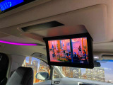 【フリップダウンモニター】付き☆後部座席に座りながら大画面でTVやDVDをお楽しみいただけます♪