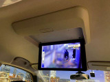 【純正フリップダウンモニター】付き☆後部座席に座りながら大画面でTVやDVDをお楽しみいただけます♪