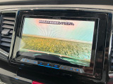 【バックカメラ】リバースにするだけで映ります、後方の安全確認や、狭い駐車場での車庫入れ、雨の日や夜間など視界の悪い時に便利です!安全にバックする為には欠かせない装備です。