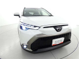 【LEDヘッドランプ】・・・消費電力の少ないLEDヘッドランプ。点灯してすぐに最大光量を発揮するのでトンネルなど周囲が急に暗くなった場合でも安心。