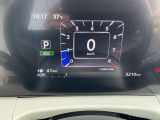 視認性の高いメーターで運転情報を的確に把握できます!