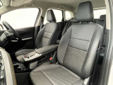 長時間の運転でも疲れにくく、オーナー様の事だけを考えて作成したBMWならではのとっておきのシートです。