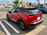 コーナーセンサー付きですので駐車も安心です。