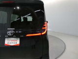 LEDテールライトです。省電力、高輝度のLEDは明るく照らすので夜間運転時の視認性を高めます。スタイリッシュな見た目で細かいところもこだわりたいあなたに!