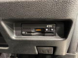 いまや快適なカーライフに欠かせないETCが付いています。