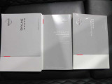 取扱い説明書 整備記録簿です前オ-ナ-の整備歴がわかるため無駄な部品。工賃が発生せず効率の良い整備が行えますまた丁寧に乗っていた証拠でもありますので車両状態の信頼性にもつながってまいります