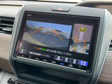 バックカメラつきで駐車も安心!