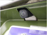バックカメラが付いているので後方確認が非常にしやすいです。今や運転初心者も熟練者も必須装備!ついていて損はないですね♪