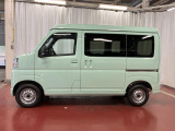 【スマートアシスト搭載車】 衝突回避支援ブレーキ機能(対車両・歩行者)、衝突警報機能(対車両・対歩行者)、誤発信抑制制御機能などの機能で安全な運転をサポートします