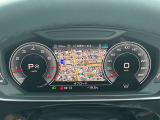 ドイツ車には特徴があり、メーターのメモリに一部色がついています。これはドイツでは推奨速度という考えがあるためです。安全で快適に走る際に適している速度を指しています。