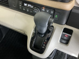 発進時から滑らかに加速する無段階変速のCVTはストップ&ゴーの多い街の中も快適です