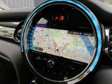 車両の詳細、ご質問につきましては、弊社営業スタッフまでお気軽にご連絡下さいませ。遠方のお客様には実車の詳細画像送信も承ります。