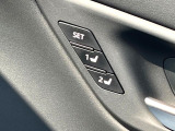 【メモリー機能付きパワーシート】ドライバーごとに設定したシート位置を記憶して、ボタン一つで切り替えできる便利な機能!運転する方が複数名いらっしゃるご家庭におすすめです♪