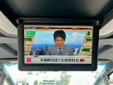 【フリップダウンモニター】付き☆後部座席に座りながら大画面でTVやDVDをお楽しみいただけます♪