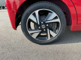 右後輪ですタイヤサイズは165/55R15です