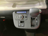 納車前にはプロのメカニックが、各部の点検を行います。ディーラーにしか出来ない品質、そしてサービスできっと満足していただけると思います!