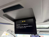 【フリップダウンモニター】家族や友人とお出かけする機会が多い方に大人気のフリップダウンモニター!大画面モニターで車内はエンタメ空間!退屈しがちな長距離ドライブも楽しい時間に変わります!