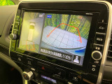 【アラウンドビューモニター】専用のカメラにより、上から見下ろしたような視点で360度クルマの周囲を確認することができます☆死角部分も確認しやすく、狭い場所での切り返しや駐車もスムーズに行えます。