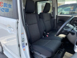 運転席シート廻りは使用感も少なく、良好な状態となっています。丁寧に使われていたことがよくわかりますね。