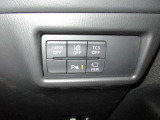 安全装備のON/OFFボタンが運転席から簡単に操作できます☆