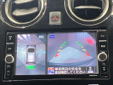 【アラウンドビューモニター】車を上から見下ろしているかのような映像で周囲の状況がひと目で確認、狭い駐車場に駐車するときも安心です♪♪障害物などがあると警告音がなりますので安心して駐車が出来ます★