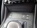 シートヒーター&ベンチレーションを装備しています。季節を問わず快適なドライブをサポートします。