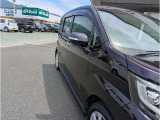 当店では 『低価格の軽自動車』 を中心に販売しています。またトラクターや油圧ショベルの取り扱いにも注力してますので、興味のある方はぜひお電話下さい!