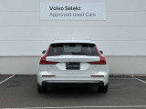 ◆バック/万が一を考え、安全性を重視する方に選ばれているVOLVO車。ドアを開閉するとその重み・厚みに驚くはず