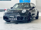 ◆LIBERALAは、輸入車選びの新たなスタイルを提案するインポート・セレクト・ブランドです。オーナー様となる方がクルマから直接感じる感性を第一にした、最良の一台との出会いをコーディネートいたします。