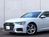・斜めからAudiを見るとプレス技術の高さを感じることができます。