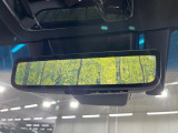 【デジタルインナーミラー】後席の大きな荷物や同乗者で後方が確認しづらい時でも安心!カメラが撮影した車両後方の映像をルームミラー内に表示。クリアな視界で状況の確認が可能です!