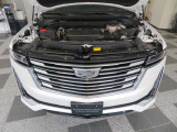 時代的に見れば大排気量のV8エンジンは最終世代となり希少です。最後のエンジンレイアウトになるかもしれません!