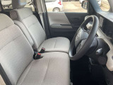運転席まわりになります。実際に乗って頂き乗り心地をご体験してみてください。