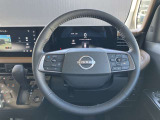 ステアリングスイッチ搭載!ハンドルひとつで手を離さなくても運転中視線をそらさなくても操作が出来て便利です