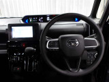 運転席に座ると☆こんな感じです♪