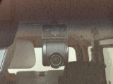当店でご購入頂いた車両は全車車検整備又は法定12か月点検を行い、エンジンオイル・オイルフィルター・フロントワイパーゴム・バッテリーの交換を行っています、整備費用は本体に含まれてますので安心ですよ♪