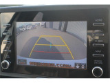 バックモニター付ですので、車庫入れも駐車もラクラクです。