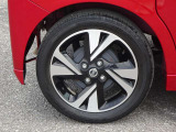 【タイヤ】 【純正15インチアルミホイール】《165/55R15》専用のアルミなのでお車のイメージぴったりですね!