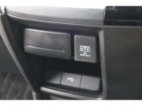 シガーソケットが付いているので、車から電源を取ることが出来ます!
