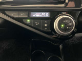 エアコンはオートエアコン付きになります。お好みの温度設定にすれば車内の温度を検知し自動で調整してくれます。暑い日は寒い日は特にオススメです♪