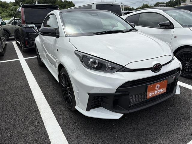 GRヤリス 1.6 RC 4WD ワンオーナー 6速MT 禁煙車