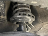 お車を安心してお乗りいただく為には、足回りの定期点検が欠かせません。サービスサポート(有償保証)では無料点検もご提供しており、安心のカーライフをお過ごしいただけるサポート体制が整っています。