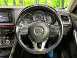 【純正革巻きステアリング】上質な革を使用することで、手にしっかり馴染みとても運転しやすいハンドルです♪