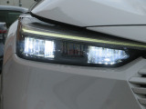 切れにくく明るいLEDヘッドライト装備!