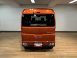 当店でご購入頂いた車両は全車車検整備又は法定12か月点検を行い、エンジンオイル・オイルフィルター・フロントワイパーゴム・バッテリーの交換を行っています、整備費用は本体に含まれてますので安心ですよ♪