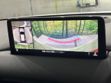 【360&deg;ビューモニター】専用のカメラにより、上から見下ろしたような視点で360度クルマの周囲を確認することができます☆死角部分も確認しやすく、狭い場所での切り返しや駐車もスムーズに行えます。