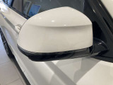 また、BMW正規認定中古車は、エマージェンシーサービスが自動付帯。24時間365日、皆様のカーライフをサポート致します。確かな安心のうえで、「駆けぬける歓び」をご堪能ください。